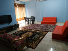 Budget Homestay Mantin Villa with 3 rooms and big swimming pool